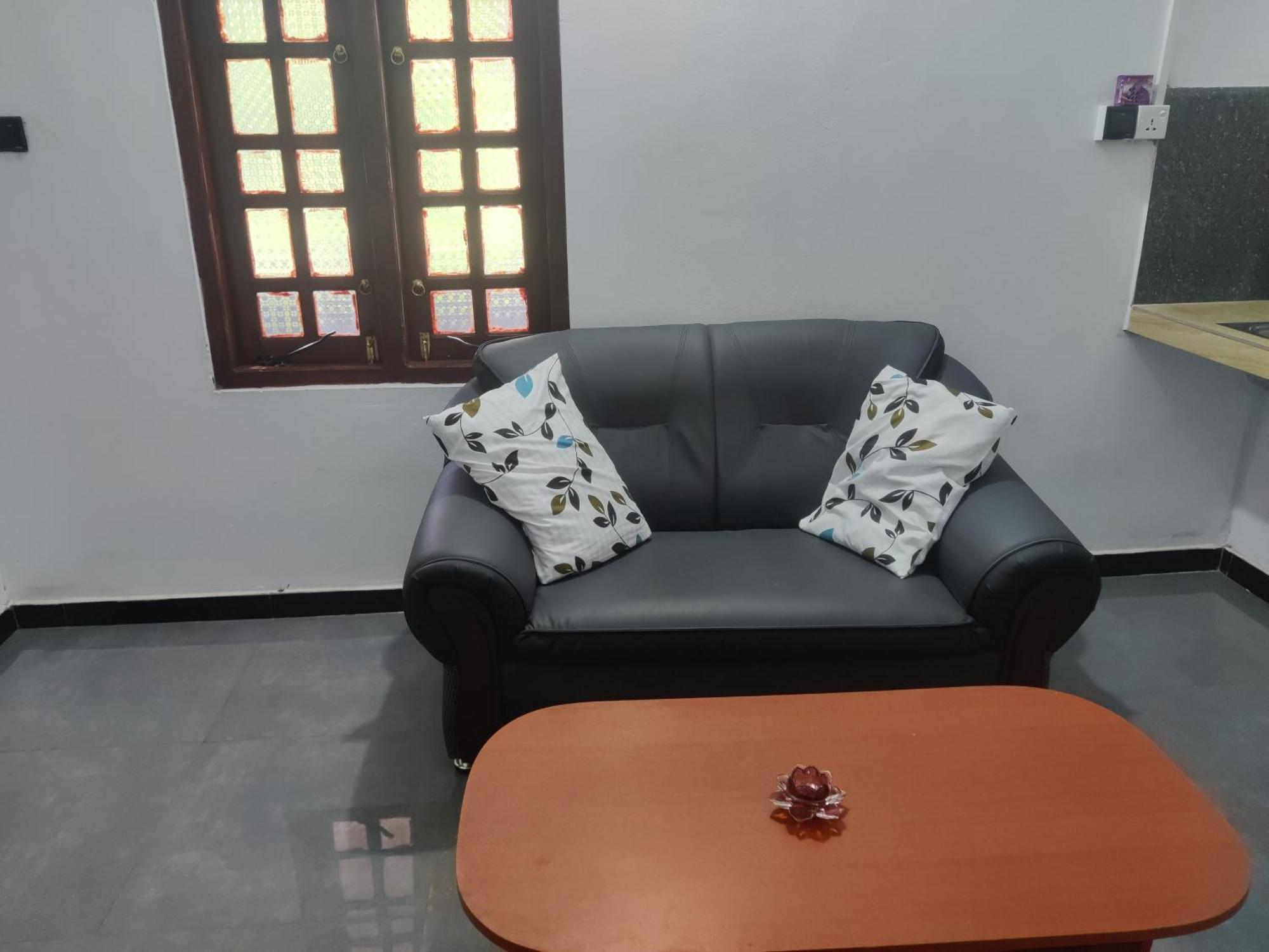 Enoch Guest House Mannar Exterior photo