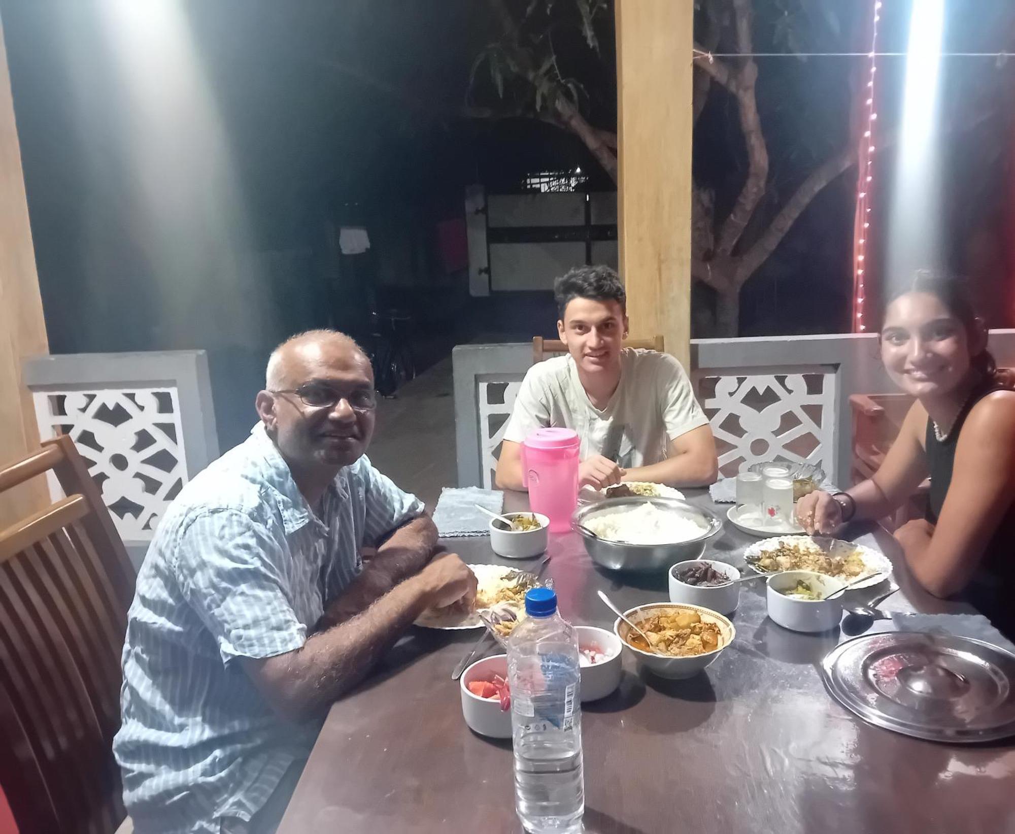 Enoch Guest House Mannar Exterior photo